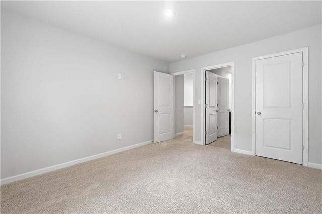 3132 Hawthorn Farm Boulevard, Loganville, GA 30052