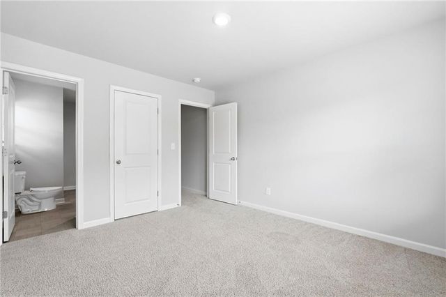 3132 Hawthorn Farm Boulevard, Loganville, GA 30052