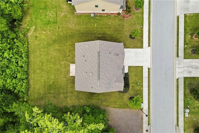 3132 Hawthorn Farm Boulevard, Loganville, GA 30052