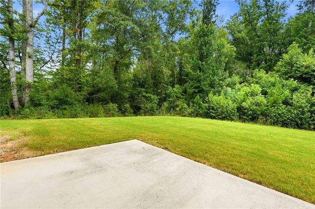 3132 Hawthorn Farm Boulevard, Loganville, GA 30052