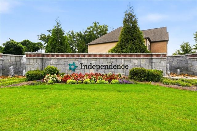 3132 Hawthorn Farm Boulevard, Loganville, GA 30052