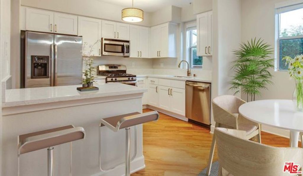 348 S Hauser 1-123, Los Angeles, CA 90036