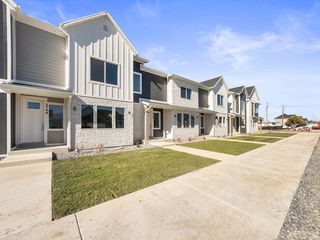 2744 S ALLISON WAY #211, Syracuse, UT 84075