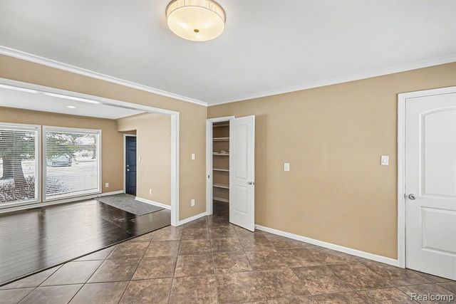 835 E Square Lake Road, Troy, MI 48085