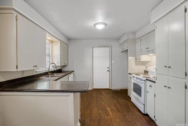 310 Kay St, North Little Rock, AR 72117