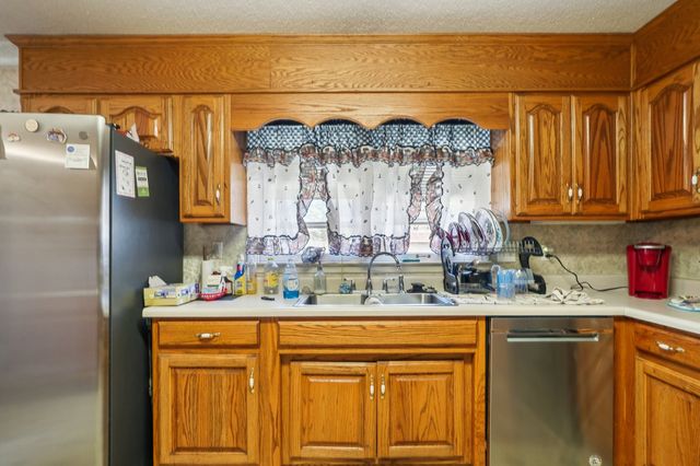 107 Highland Dr, Winchester, TN 37398