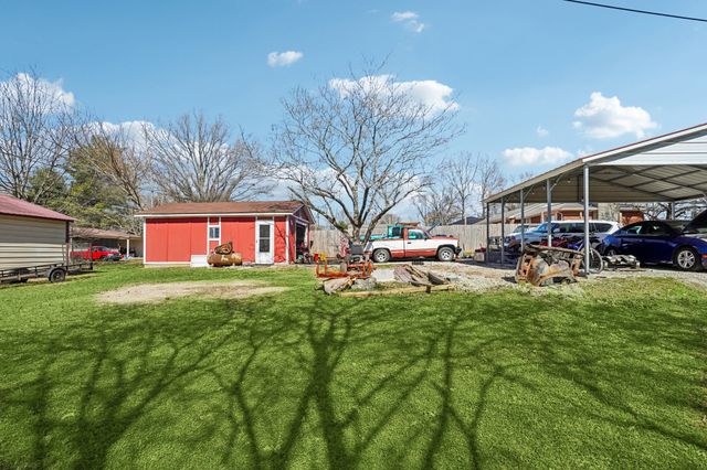 107 Highland Dr, Winchester, TN 37398