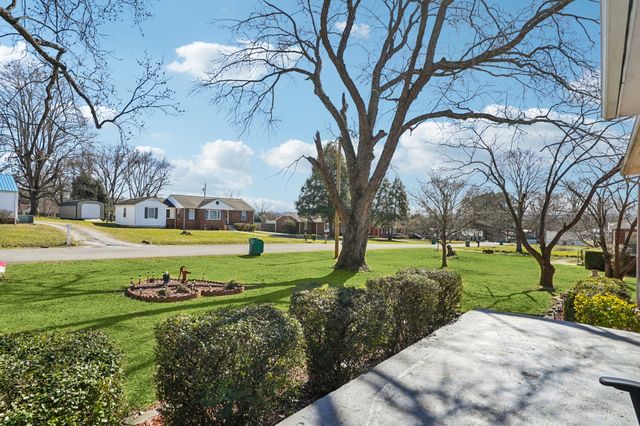 107 Highland Dr, Winchester, TN 37398