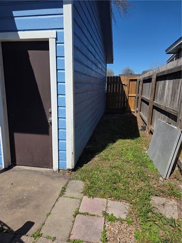 729 Anderson St, Corpus Christi, TX 78411