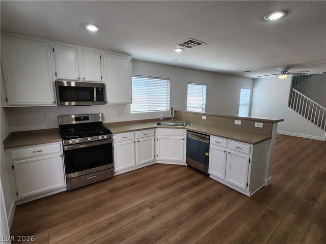 138 Cosmos Court, Las Vegas, NV 89183