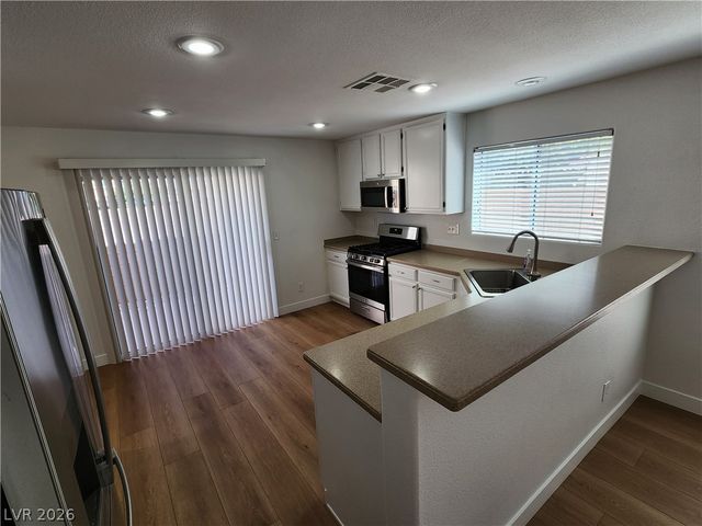 138 Cosmos Court, Las Vegas, NV 89183