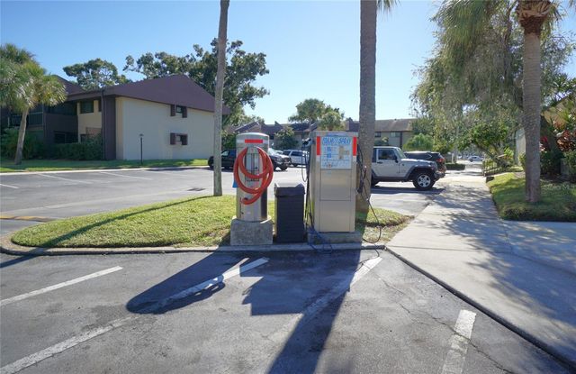 760 S VILLAGE DRIVE N 203, St Petersburg, FL 33716