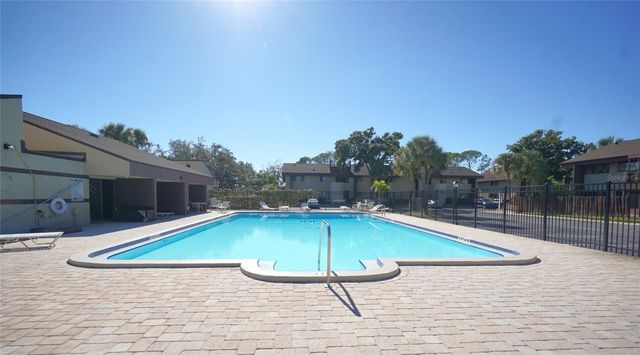 760 S VILLAGE DRIVE N 203, St Petersburg, FL 33716