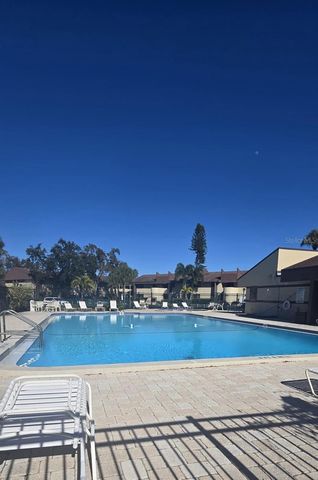 760 S VILLAGE DRIVE N 203, St Petersburg, FL 33716