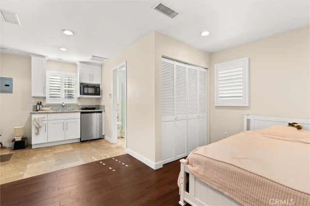 8911 Cattaraugus Avenue, Los Angeles, CA 90034