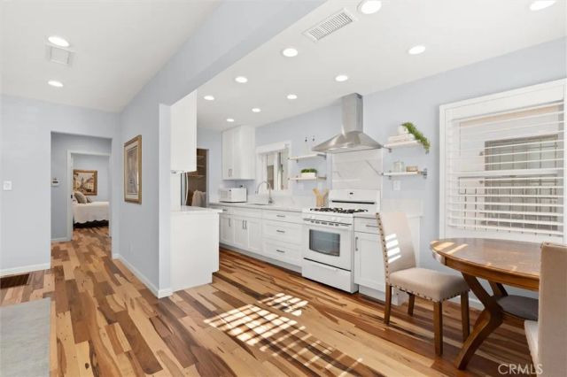 8911 Cattaraugus Avenue, Los Angeles, CA 90034