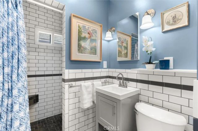 8911 Cattaraugus Avenue, Los Angeles, CA 90034