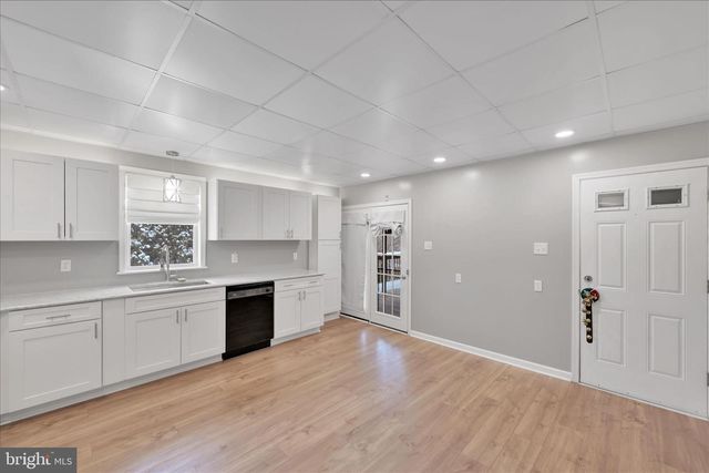 218 OAK ST, Minersville, PA 17954