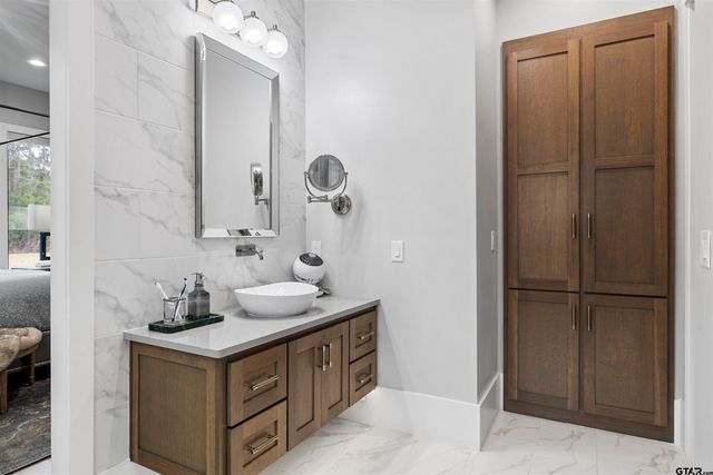 119 Ryder Cup Trail, Hideaway, TX 75771