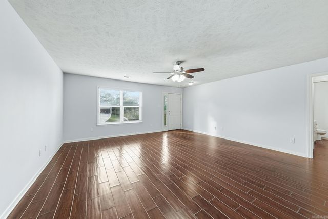 27 Highplains Drive, Cabot, AR 72023
