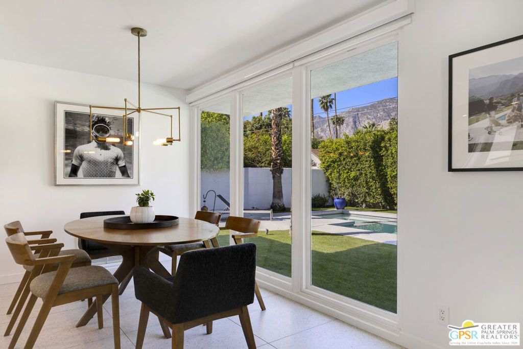 Image 12 of property listing at 1061 S Sagebrush Road, Palm Springs, CA 92264