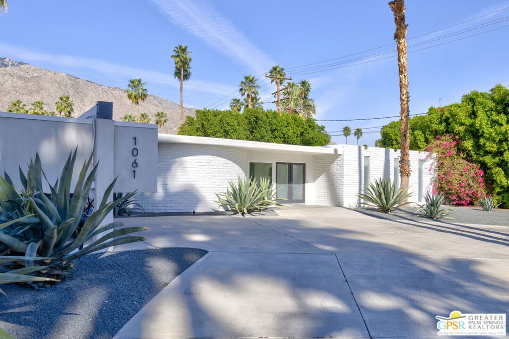 Image 2 of property listing at 1061 S Sagebrush Road, Palm Springs, CA 92264