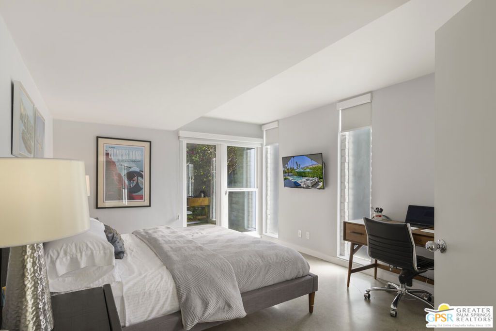 Image 28 of property listing at 1061 S Sagebrush Road, Palm Springs, CA 92264