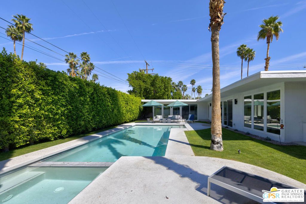 Image 37 of property listing at 1061 S Sagebrush Road, Palm Springs, CA 92264