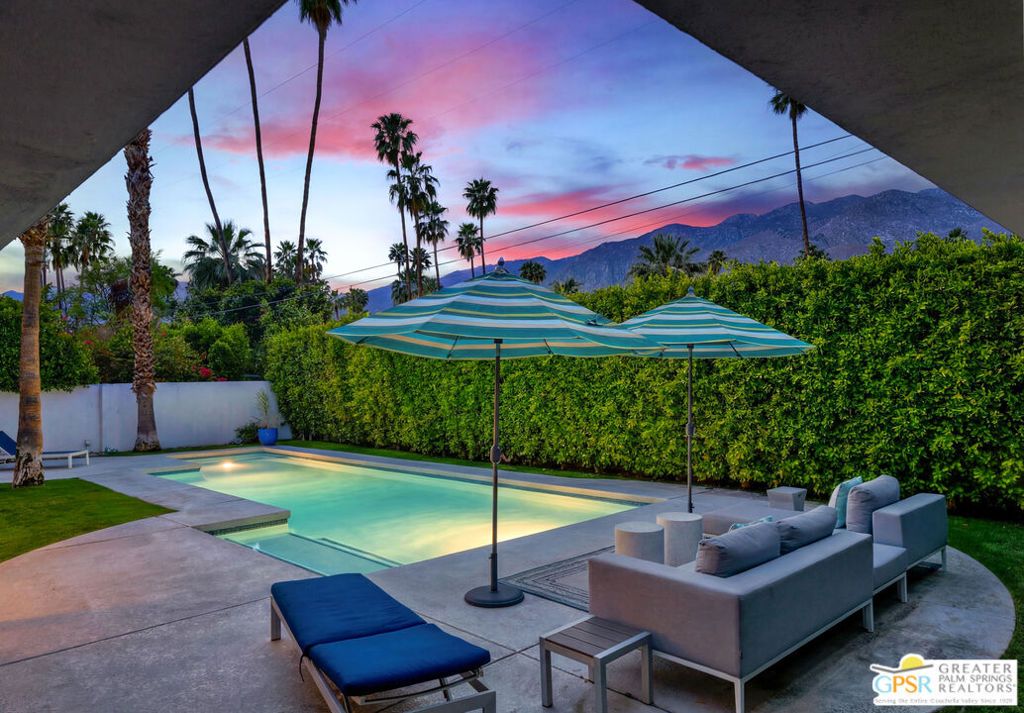 Image 39 of property listing at 1061 S Sagebrush Road, Palm Springs, CA 92264