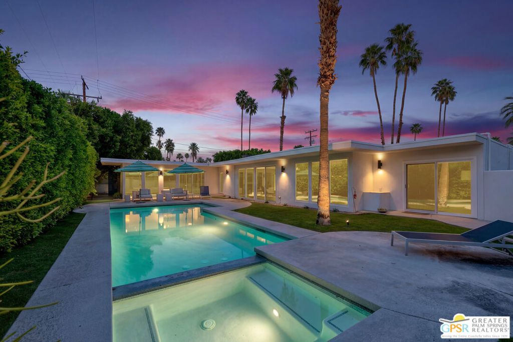 Image 40 of property listing at 1061 S Sagebrush Road, Palm Springs, CA 92264