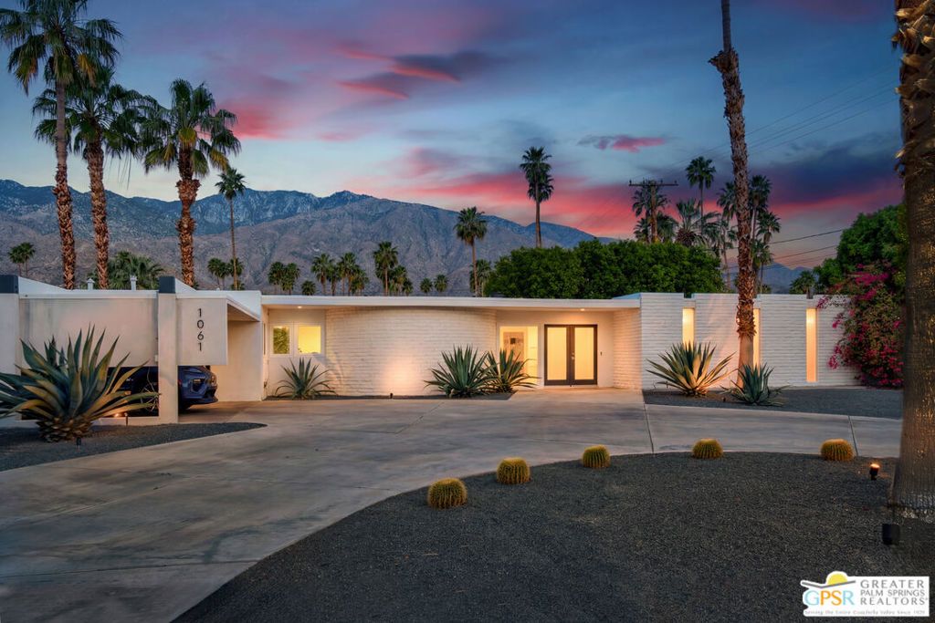 Image 41 of property listing at 1061 S Sagebrush Road, Palm Springs, CA 92264
