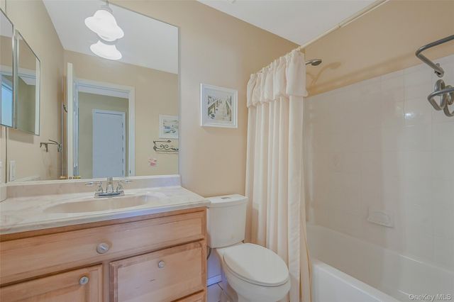 70 Gull Dip Road, Ridge, NY 11961