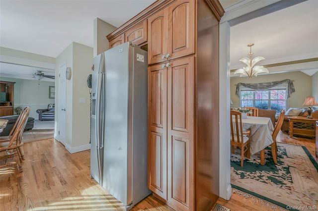 70 Gull Dip Road, Ridge, NY 11961