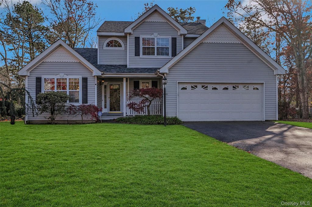 70 Gull Dip Road, Ridge, NY 11961