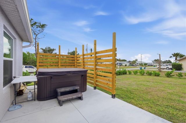 10300 SANDRIFT AVENUE, Englewood, FL 34224