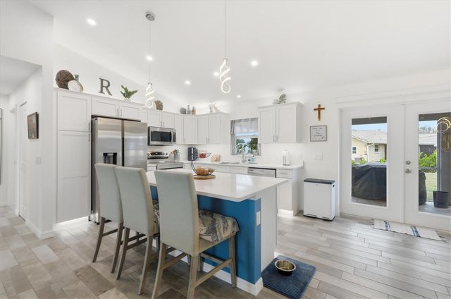 10300 SANDRIFT AVENUE, Englewood, FL 34224