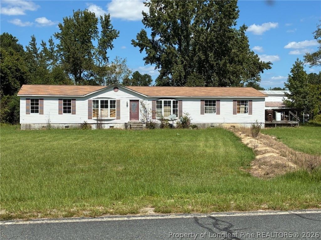 139 Teds Road, Parkton, NC 28371 — exterior