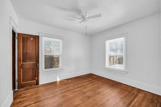 512 S Fern Ave, Wichita, KS 67213