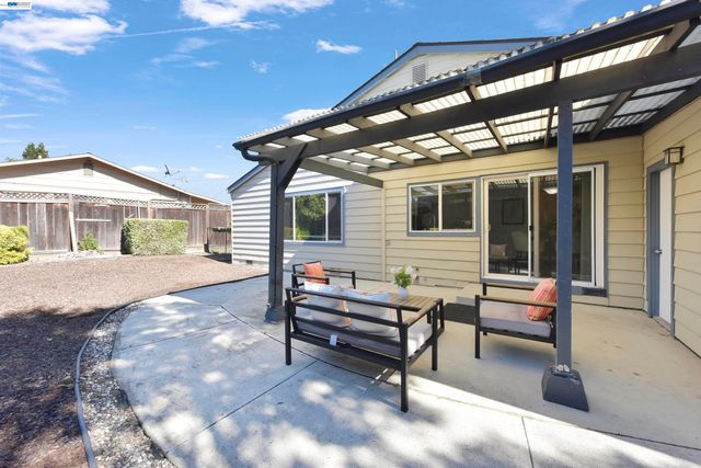 20 Yale Ct, San Ramon, CA 94583