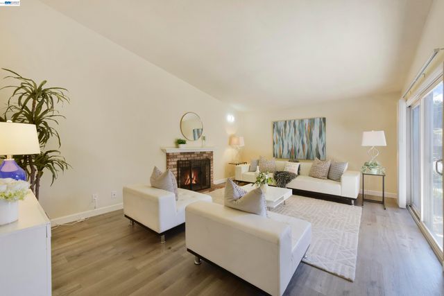 20 Yale Ct, San Ramon, CA 94583