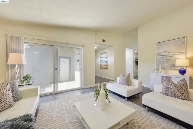 20 Yale Ct, San Ramon, CA 94583