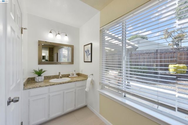 20 Yale Ct, San Ramon, CA 94583