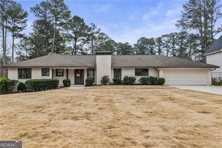 4855 Lansbury Drive, Atlanta, GA 30342