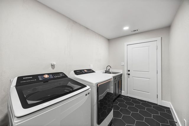 4907 Wigton Drive, Houston, TX 77096