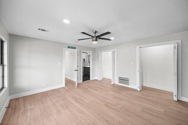 4907 Wigton Drive, Houston, TX 77096