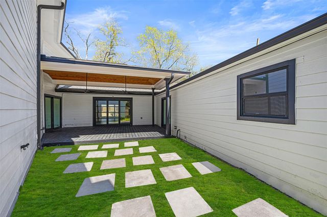 4907 Wigton Drive, Houston, TX 77096