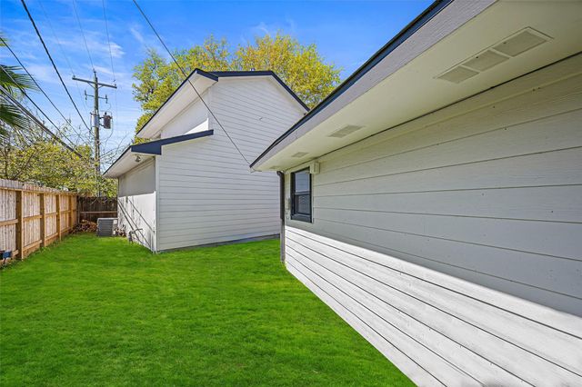 4907 Wigton Drive, Houston, TX 77096