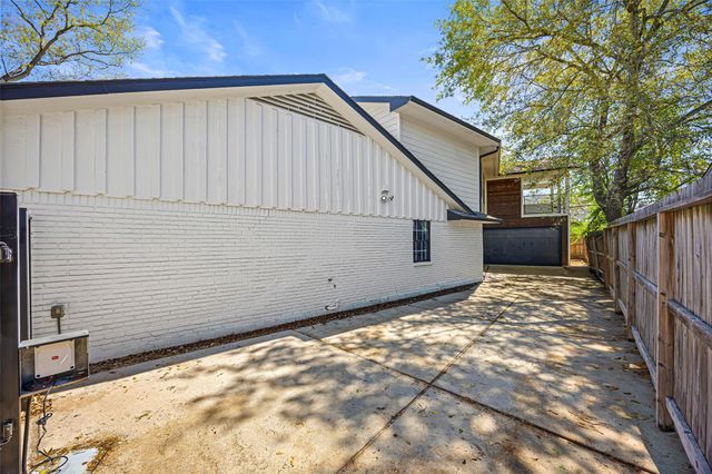 4907 Wigton Drive, Houston, TX 77096