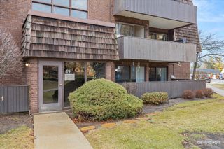 491 Timber Ridge Drive 102, Carol Stream, IL 60188