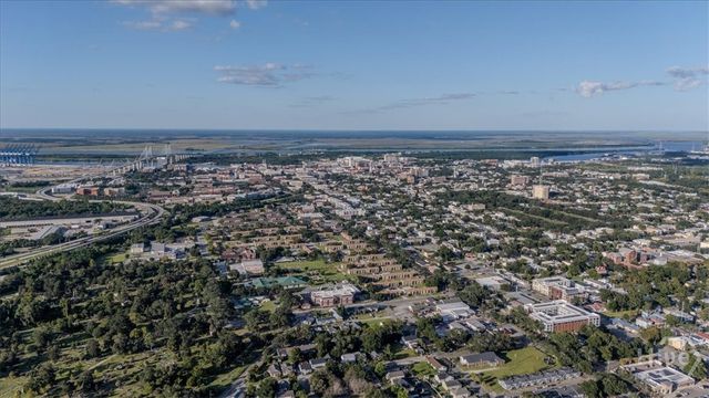 2019 Harden Street, Savannah, GA 31415